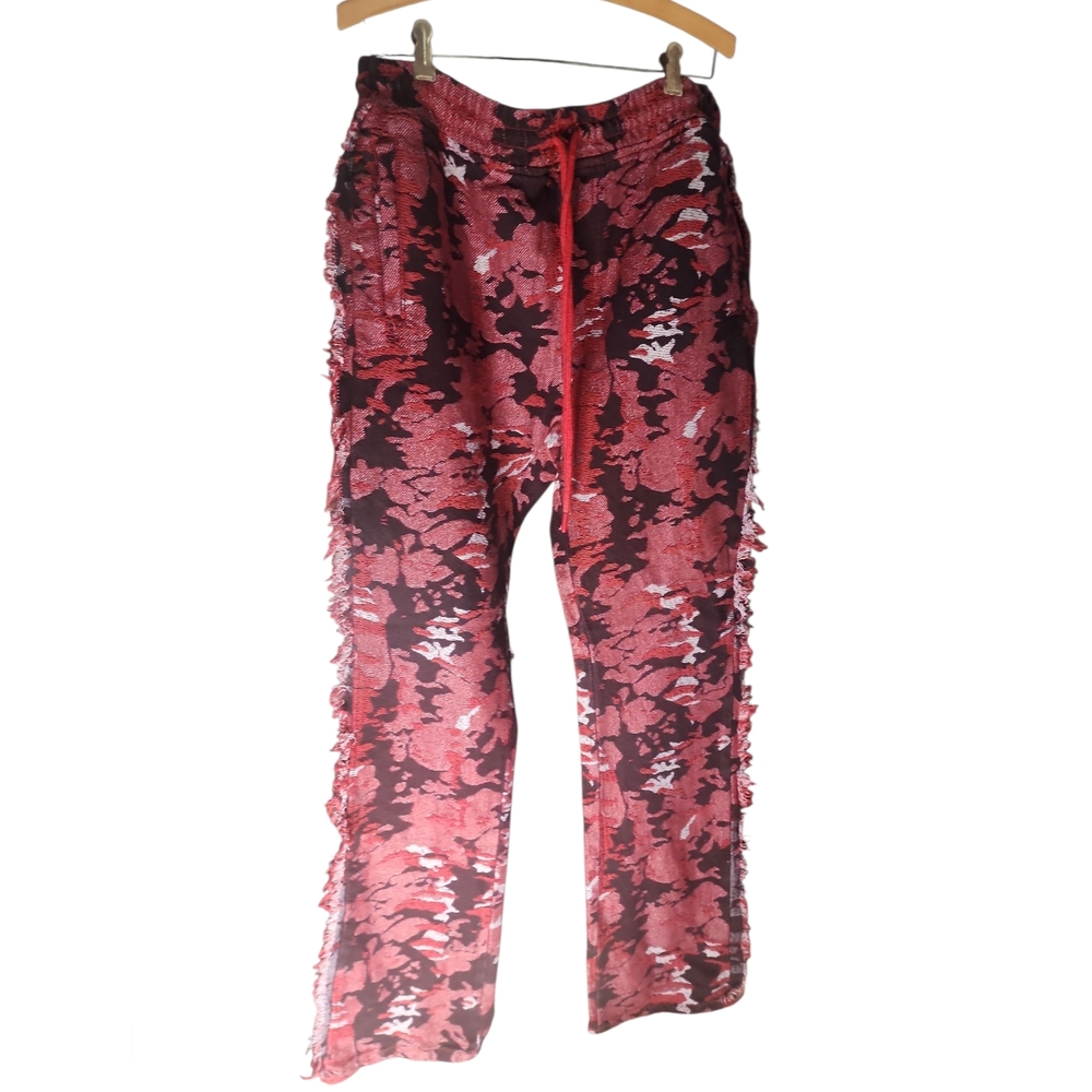Stylish Red Taker Camouflage Flare Fit Women's Pants NWT Size Large